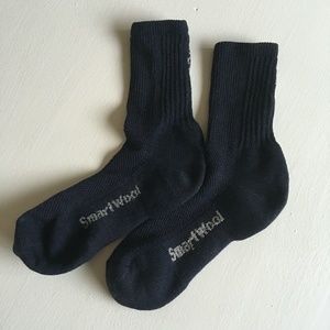 WARM Navy Blue Cushioned Hiking Smartwool Crew Socks Women's sz 6 7 8 9 10
